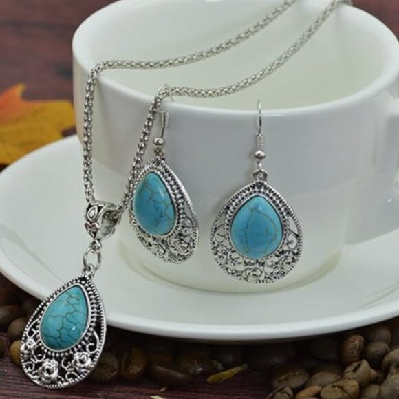 Turquoise Pendant Necklace Earring Set - Picture 2 of 7